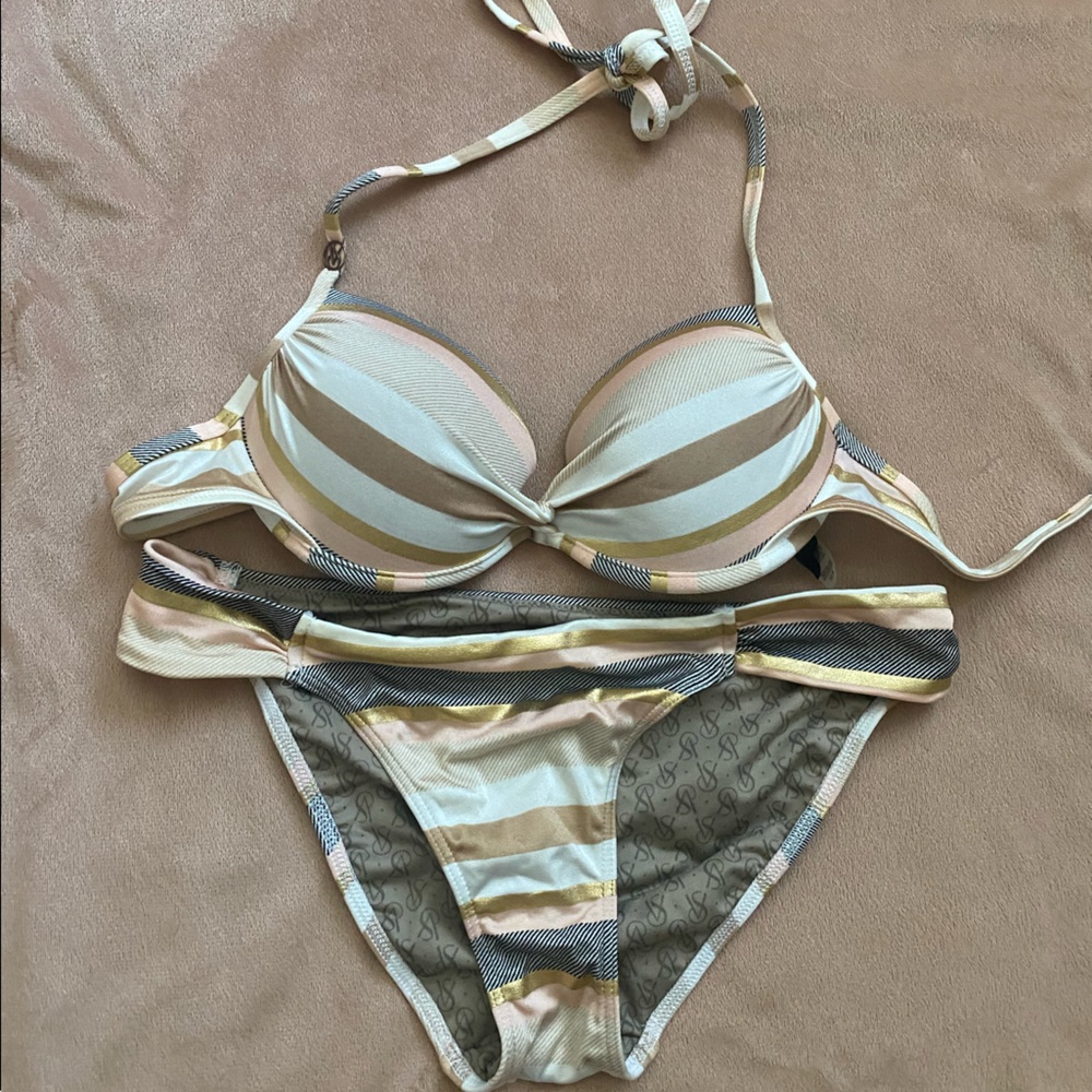 Vs Bikini - image 1